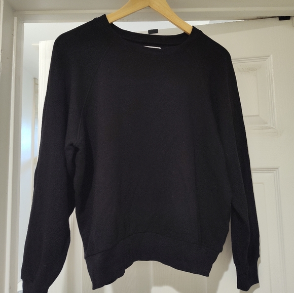 REFORMATION - Picture 3 of 11